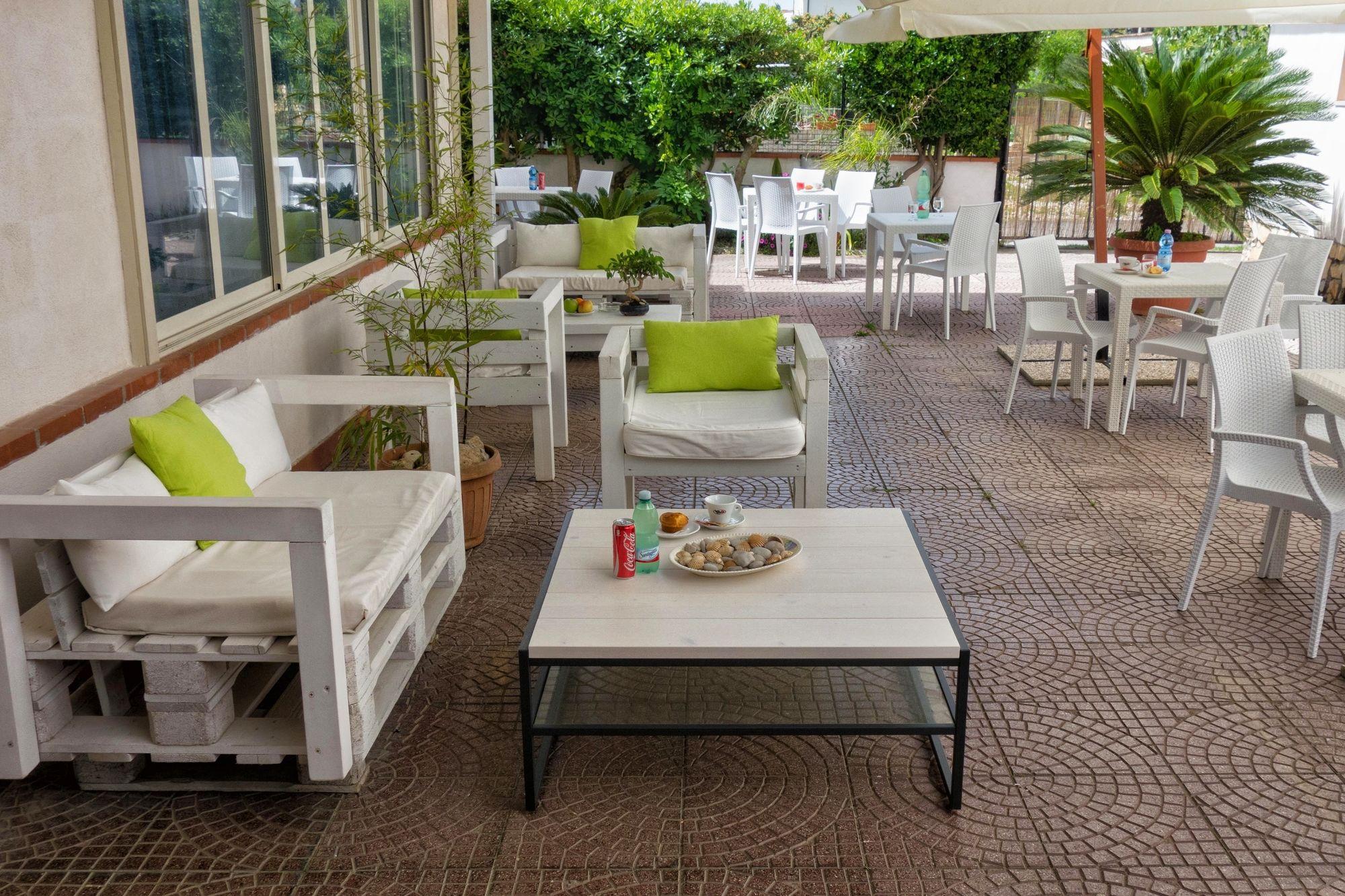 Minturnae Hotel Scauri  Exteriör bild